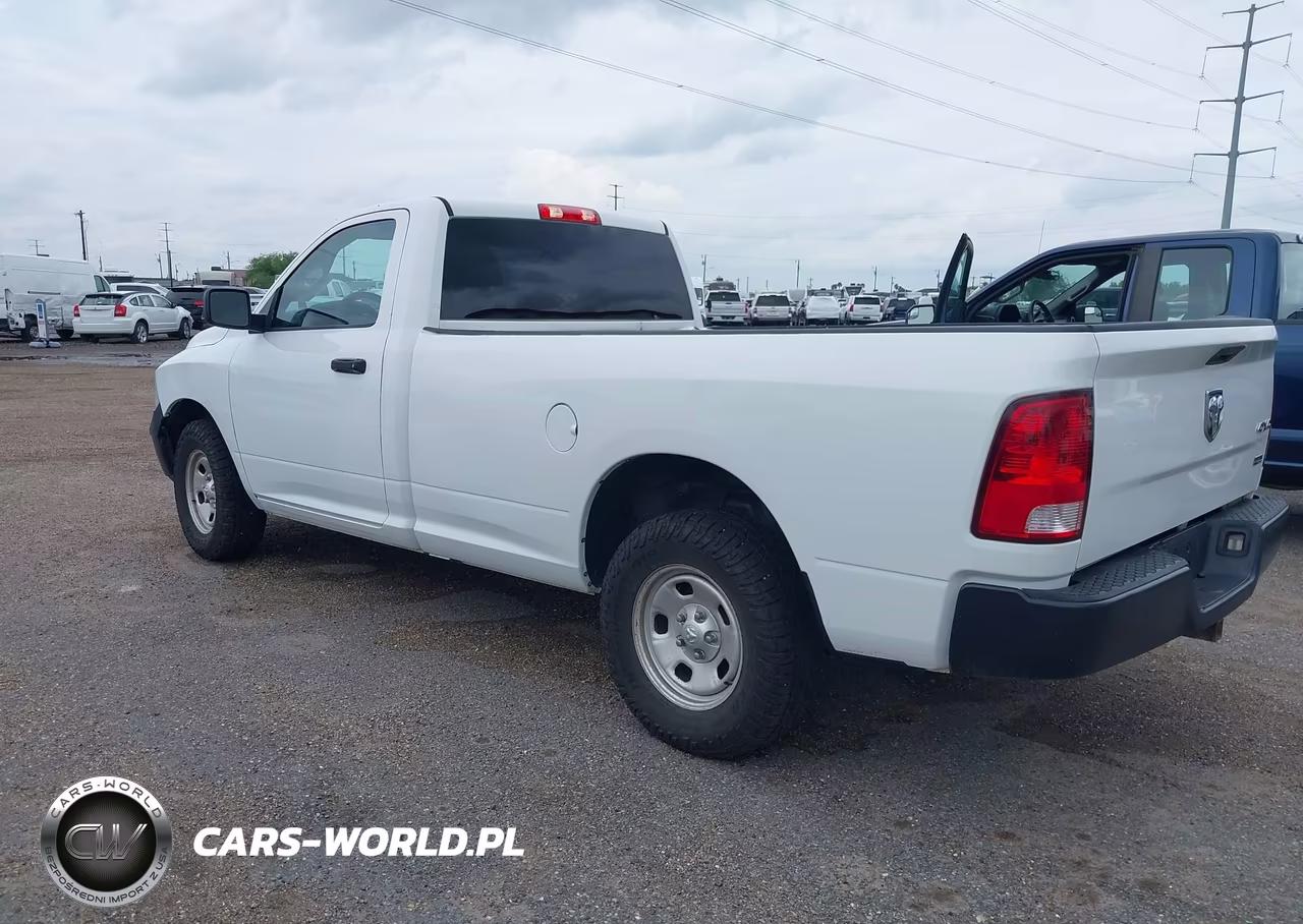 2019 Ram 1500 Classic Tradesman 4X4 8' Box VIN:3C6JR7DG3KG504493 - 3