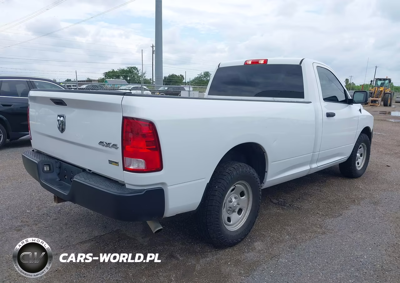2019 Ram 1500 Classic Tradesman 4X4 8' Box VIN:3C6JR7DG3KG504493 - 4