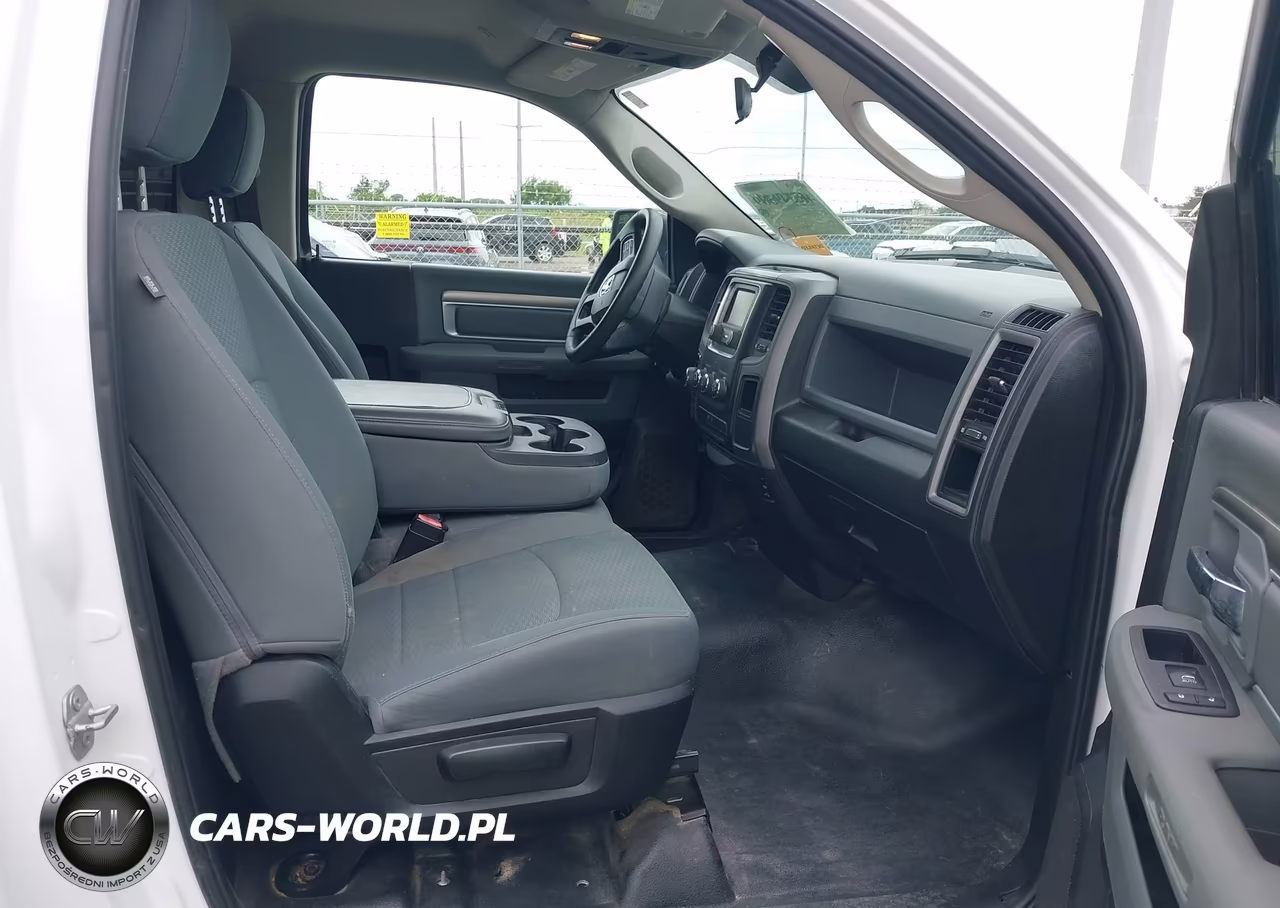 2019 Ram 1500 Classic Tradesman 4X4 8' Box VIN:3C6JR7DG3KG504493 - 5