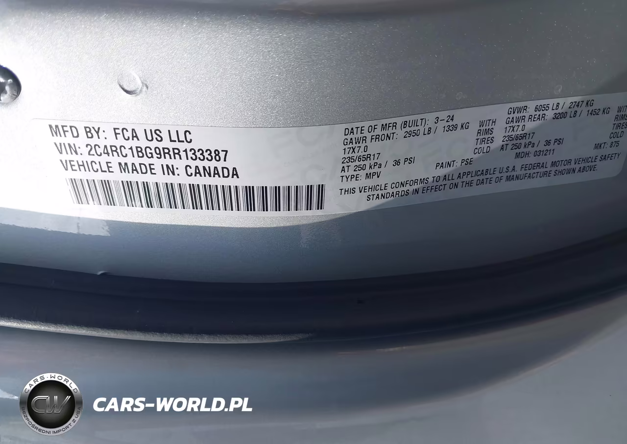 2024 Chrysler Pacifica Touring L VIN:2C4RC1BG9RR133387 - 9