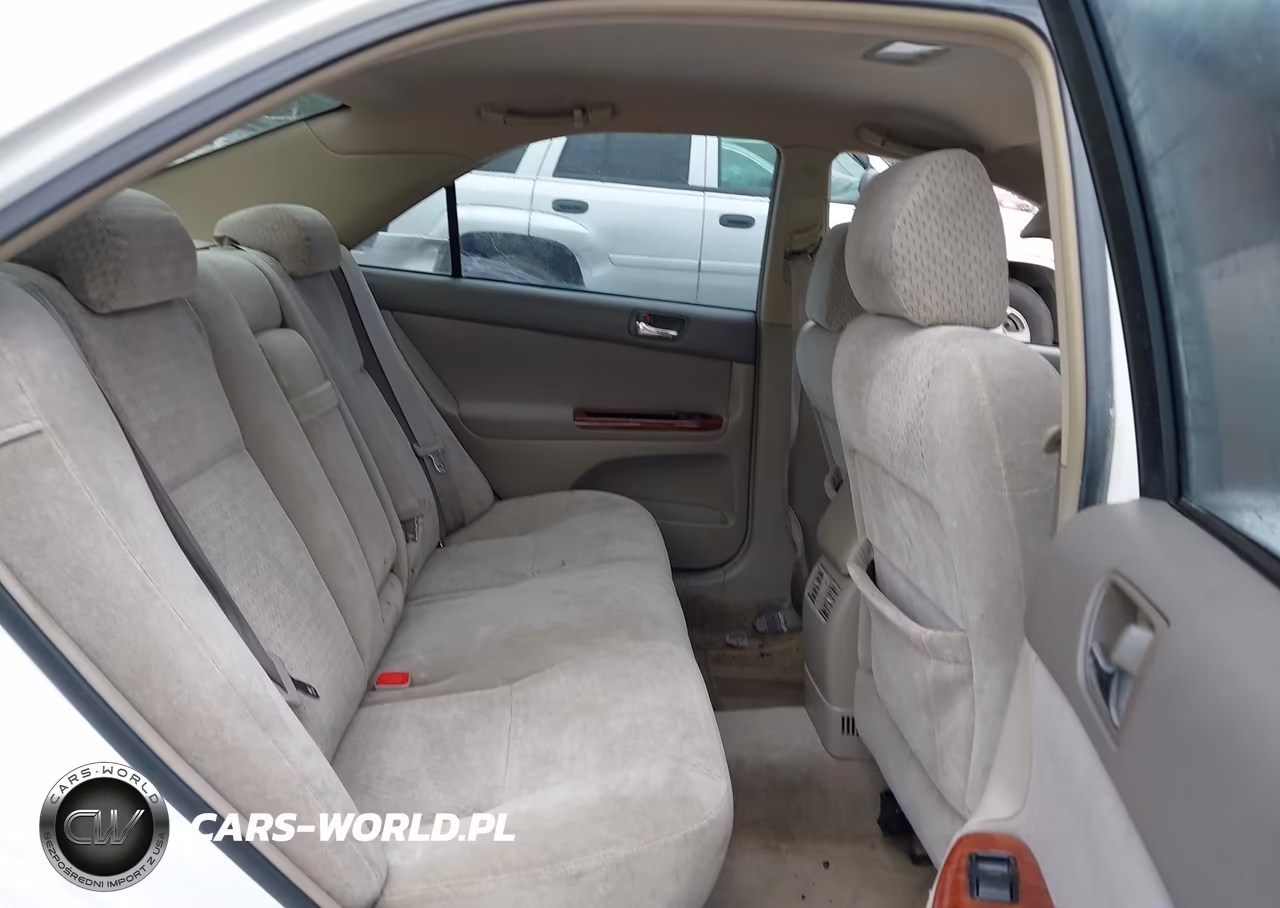 2004 Toyota Camry Xle VIN:4T1BE32K44U353037 - 8