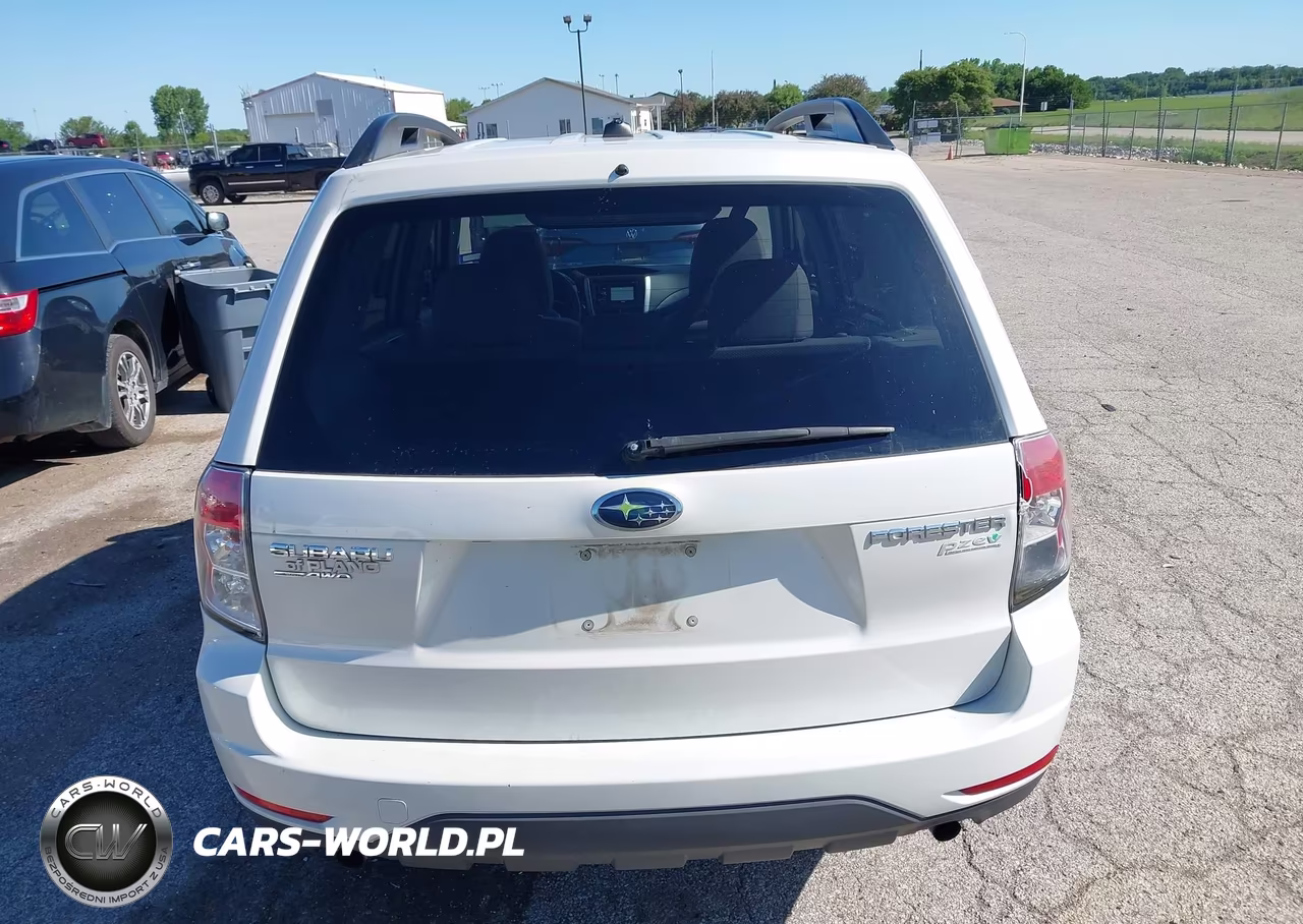 2013 Subaru Forester 2.5X Premium VIN:JF2SHADCXDH406369 - 16