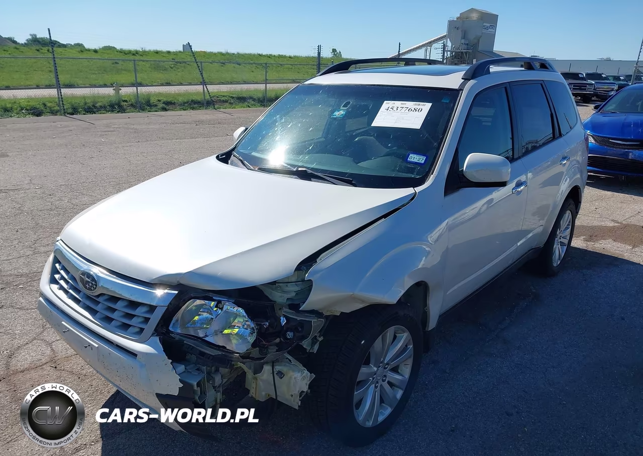 2013 Subaru Forester 2.5X Premium VIN:JF2SHADCXDH406369 - 2