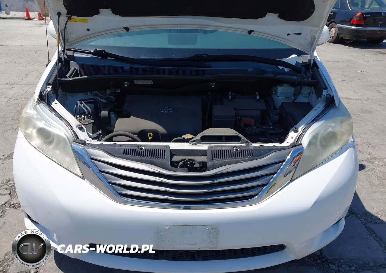2014 Toyota Sienna Xle V6 8 Passenger VIN:5TDYK3DC3ES455111 - 10