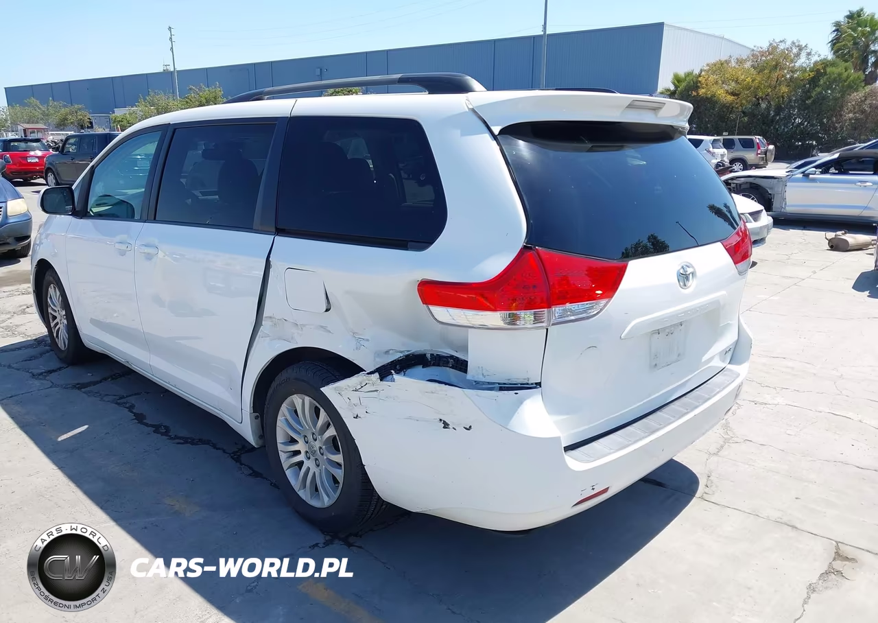 2014 Toyota Sienna Xle V6 8 Passenger VIN:5TDYK3DC3ES455111 - 6