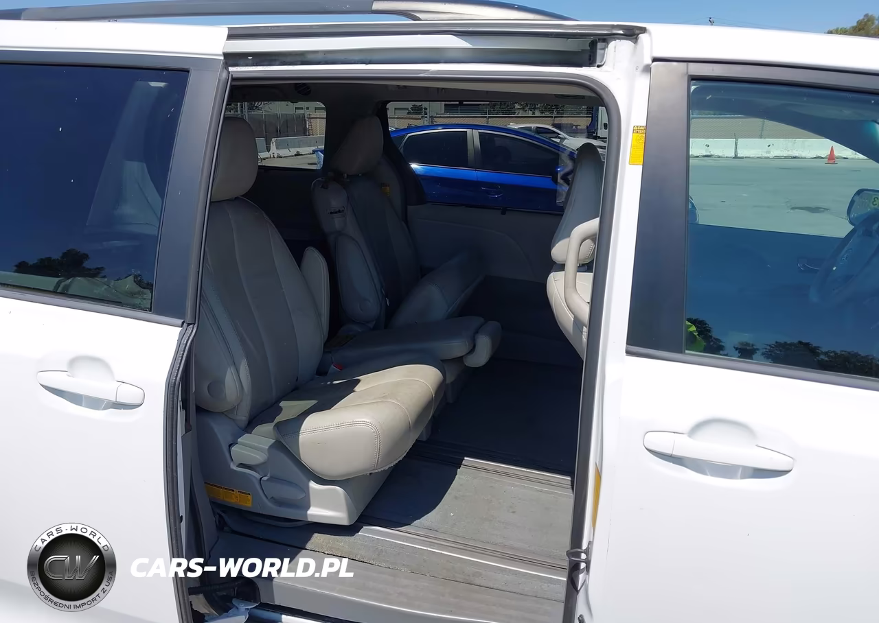 2014 Toyota Sienna Xle V6 8 Passenger VIN:5TDYK3DC3ES455111 - 8