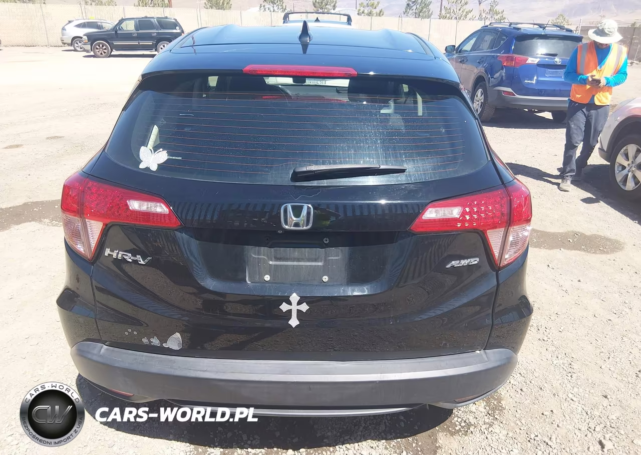 2017 Honda Hr-V Lx VIN:3CZRU6H30HM700777 - 16