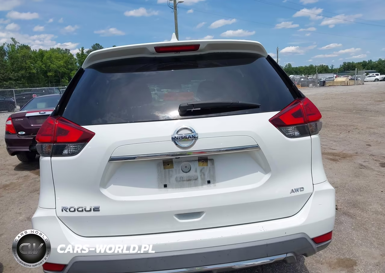 2017 Nissan Rogue S VIN:KNMAT2MV9HP582714 - 16