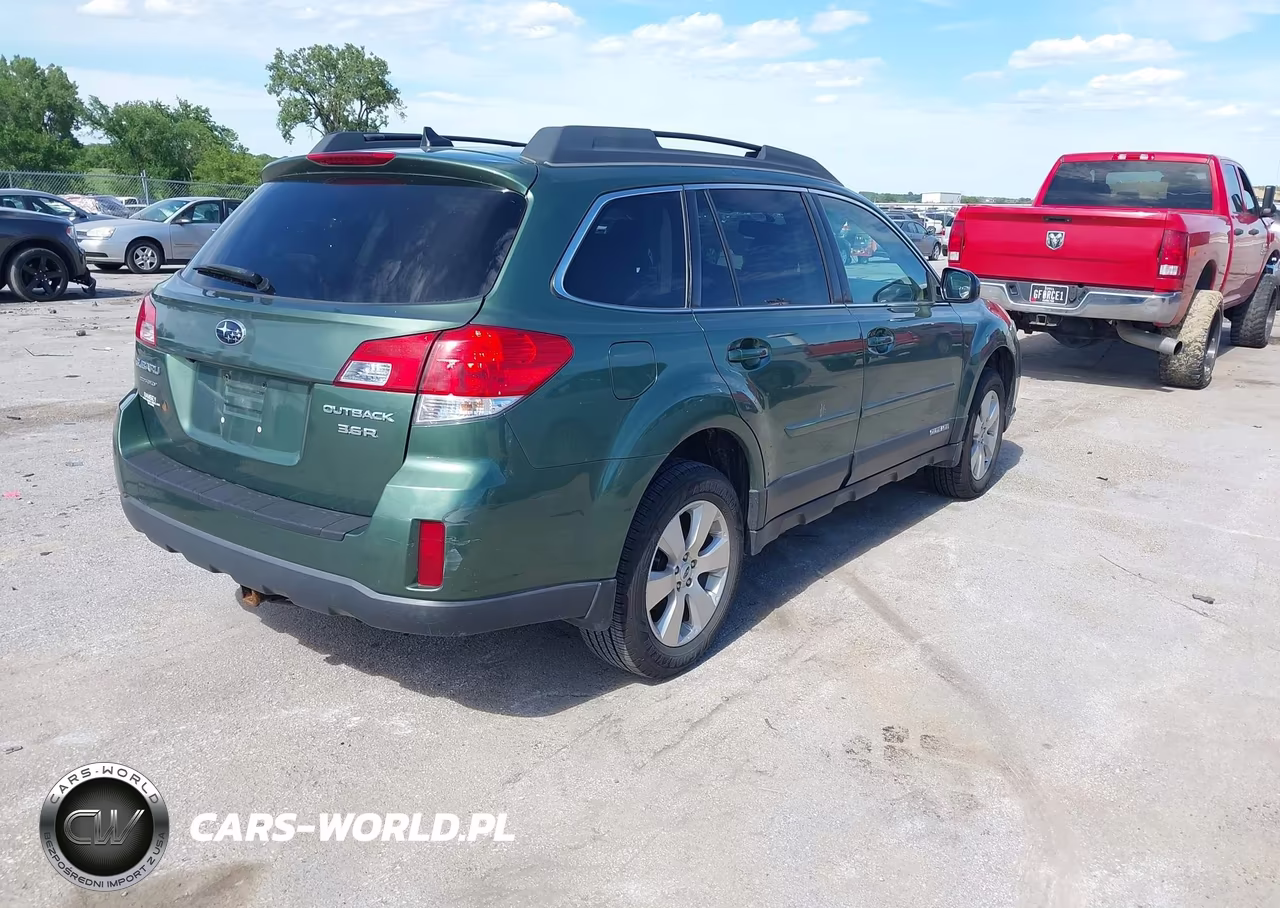 2012 Subaru Outback 3.6R Limited VIN:4S4BRDLC7C2247080 - 4