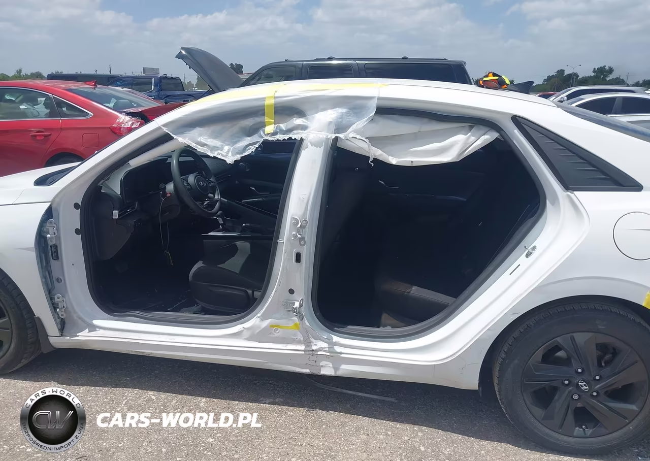 2022 Hyundai Elantra Sel VIN:5NPLM4AG9NH063516 - 15