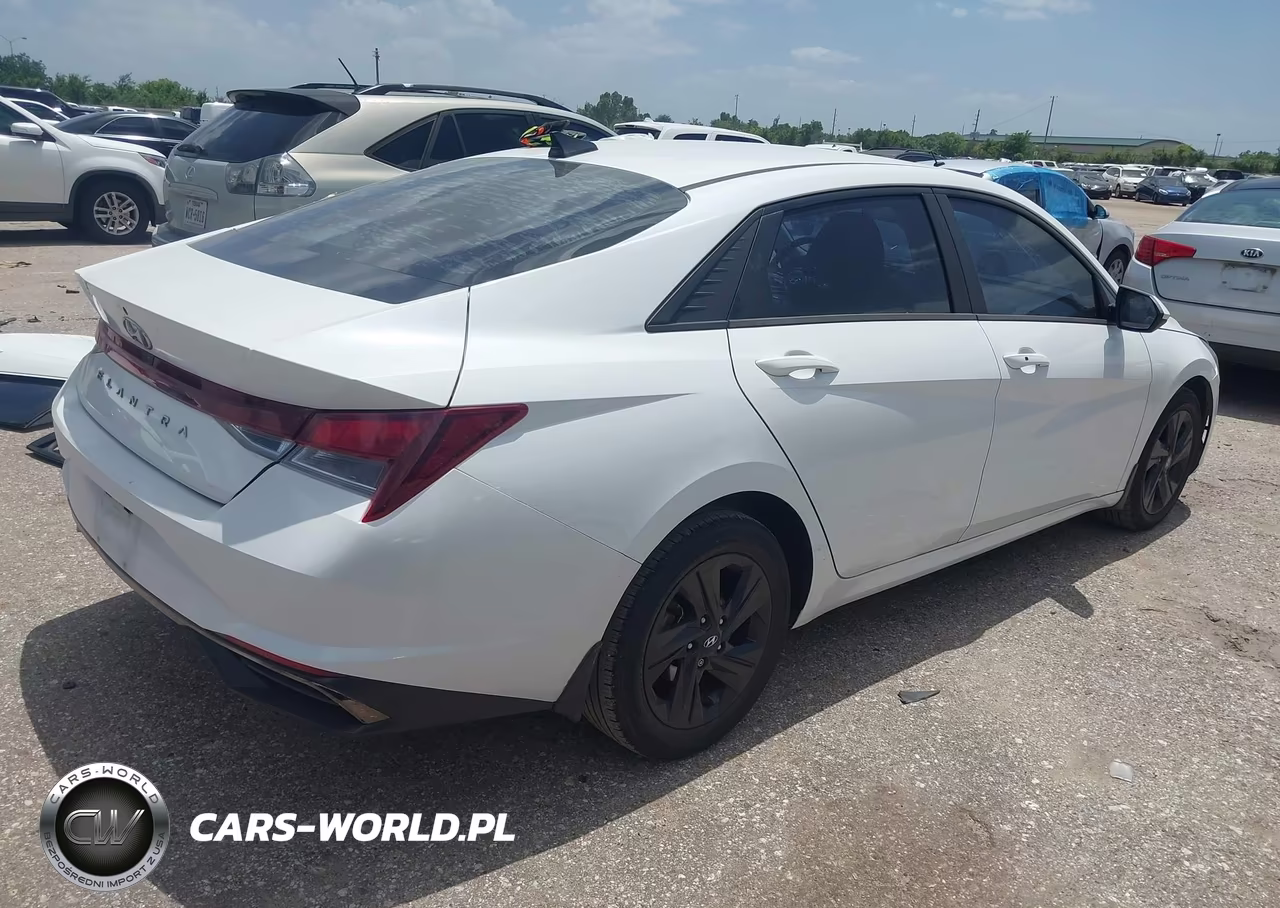 2022 Hyundai Elantra Sel VIN:5NPLM4AG9NH063516 - 4