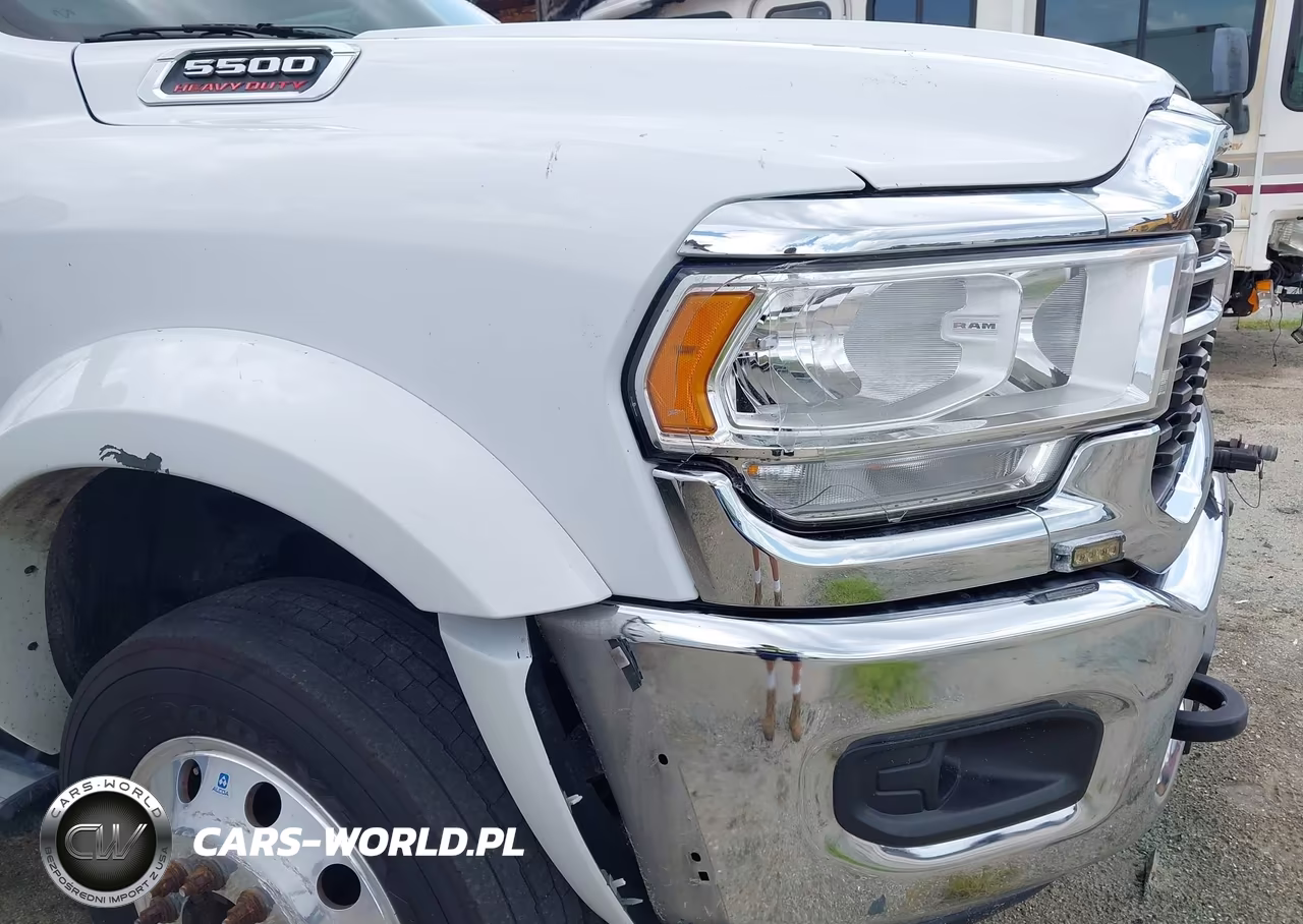 2022 Ram 5500 Chassis Tradesman-Slt VIN:3C7WRMDL6NG205209 - 11