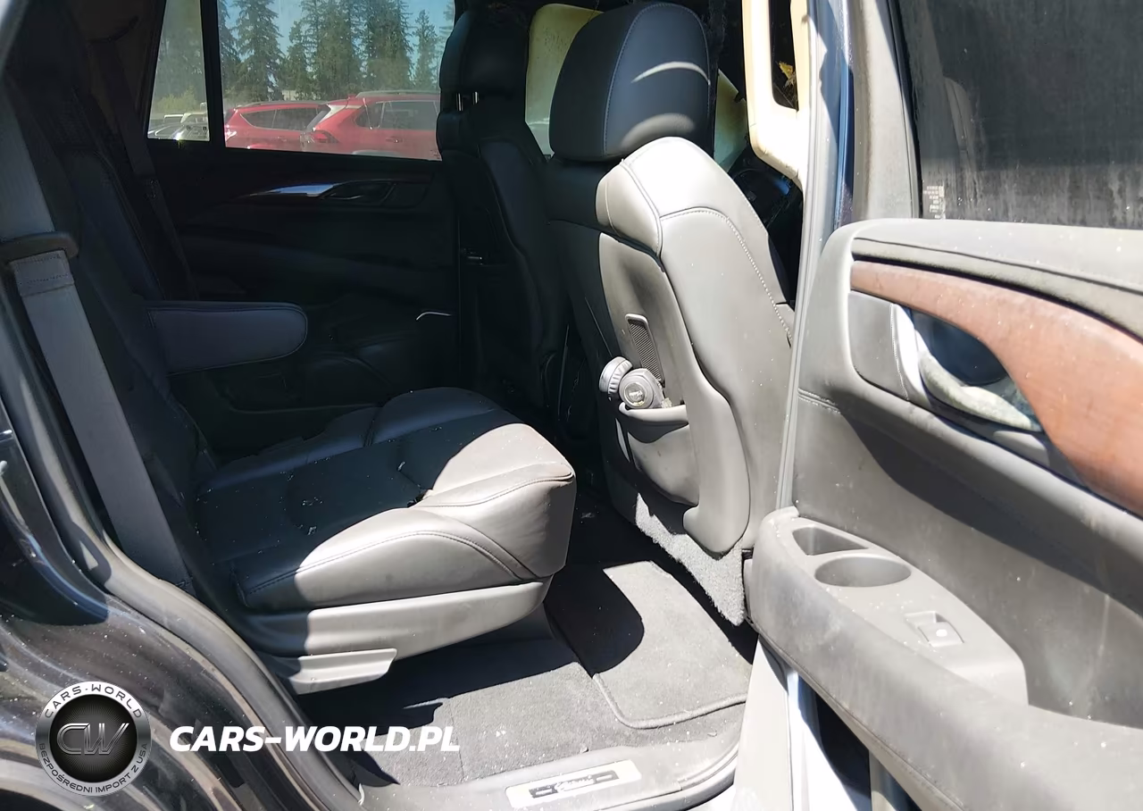 2017 Cadillac Escalade Premium Luxury VIN:1GYS4CKJ4HR301022 - 8