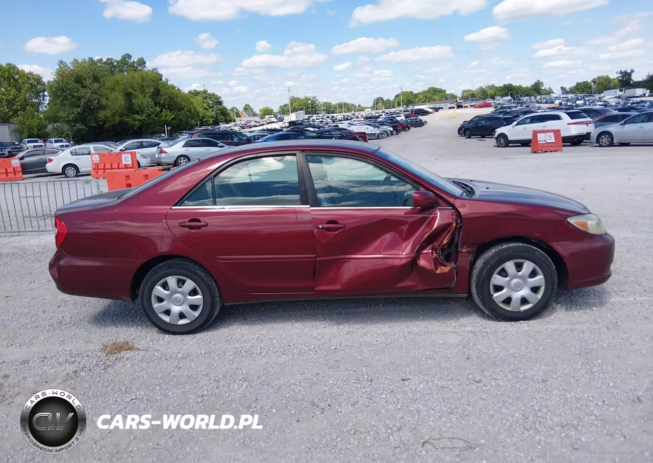 2003 Toyota Camry Le VIN:4T1BE32K33U170436 - 13
