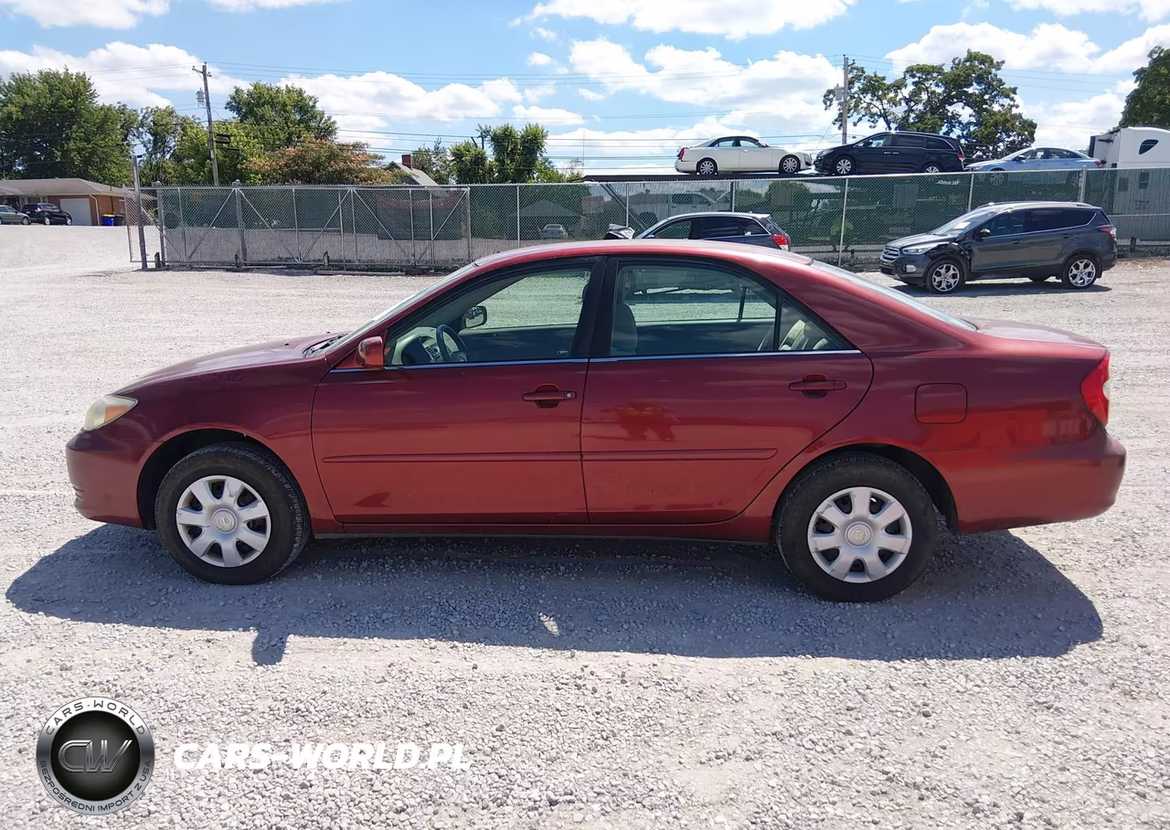 2003 Toyota Camry Le VIN:4T1BE32K33U170436 - 14