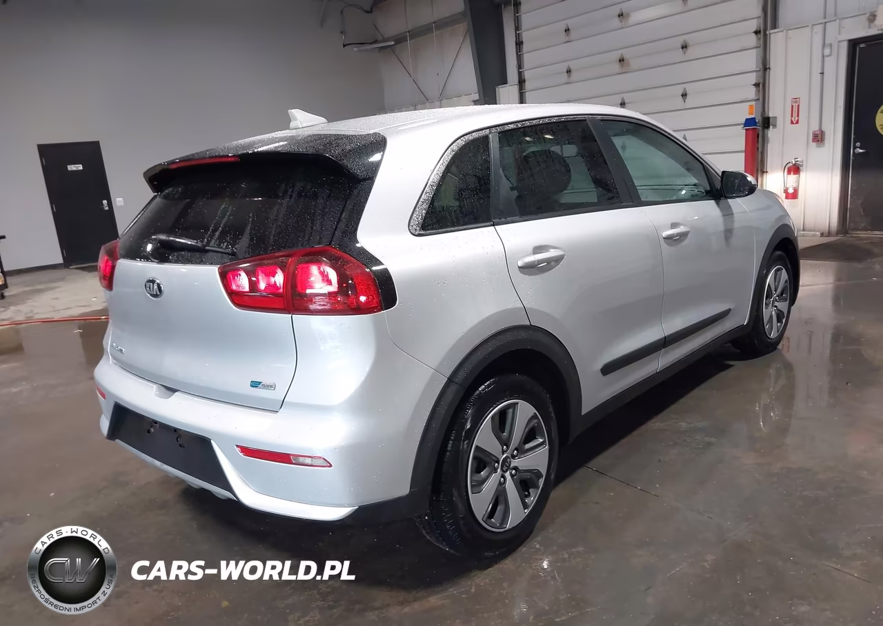 2018 Kia Niro Fe VIN:KNDCB3LC5J5147465 - 6