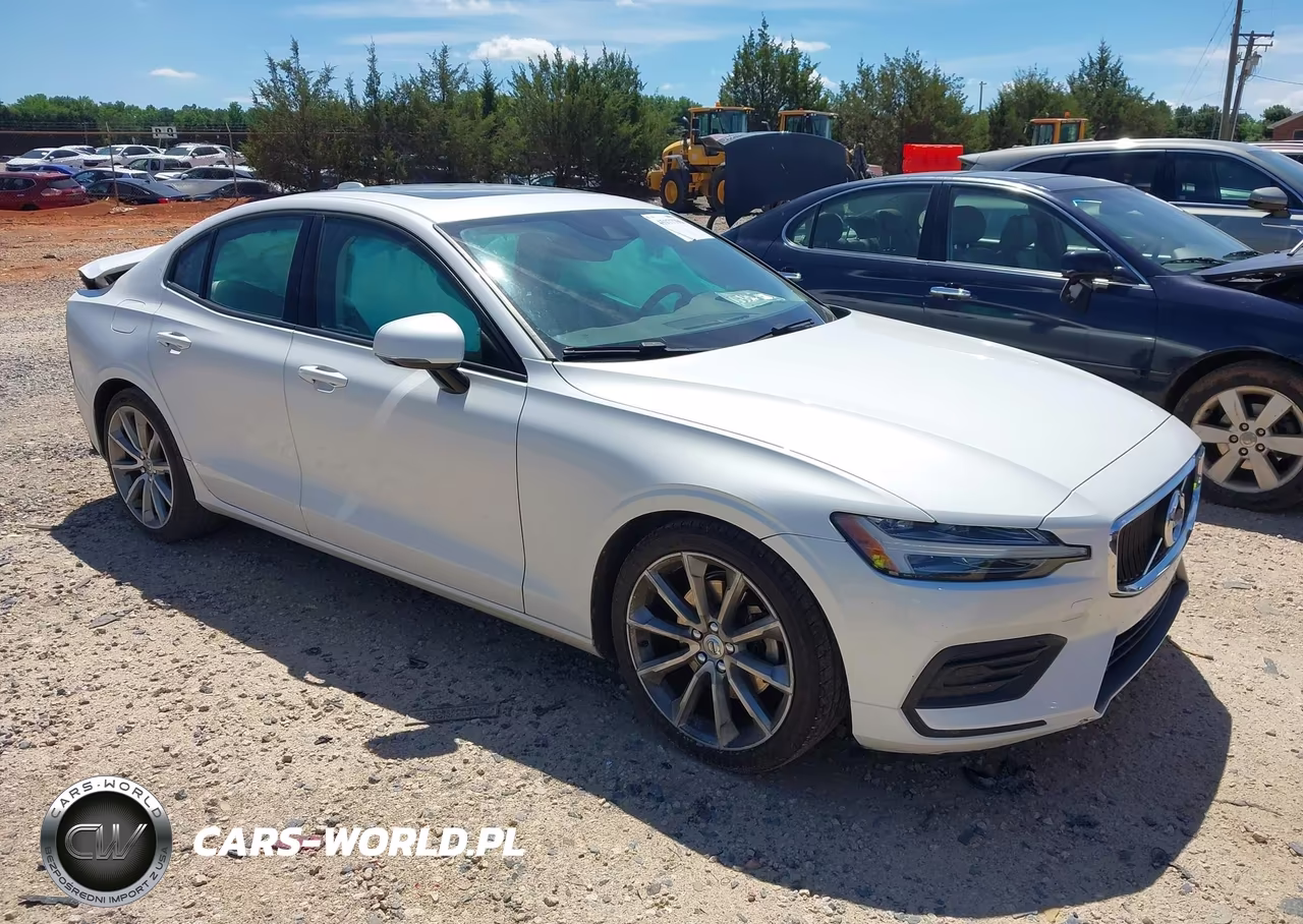 2020 Volvo S60 Momentum