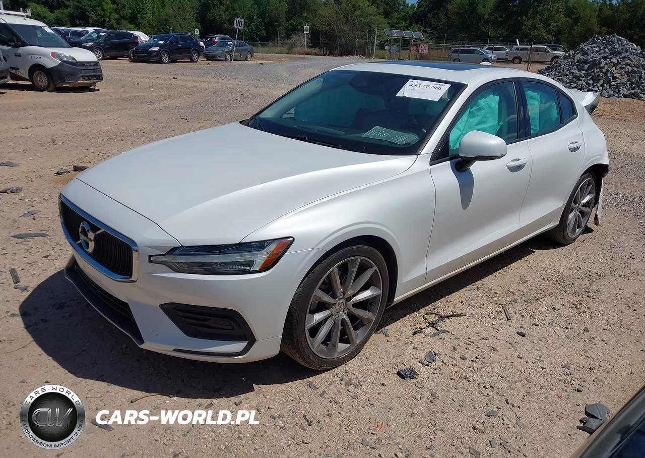 2020 Volvo S60 Momentum VIN:7JR102FKXLG035845 - 2