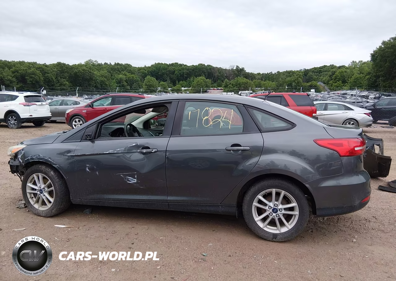 2017 Ford Focus Se VIN:1FADP3F29HL262784 - 15