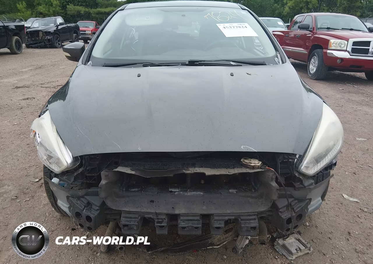 2017 Ford Focus Se VIN:1FADP3F29HL262784 - 6