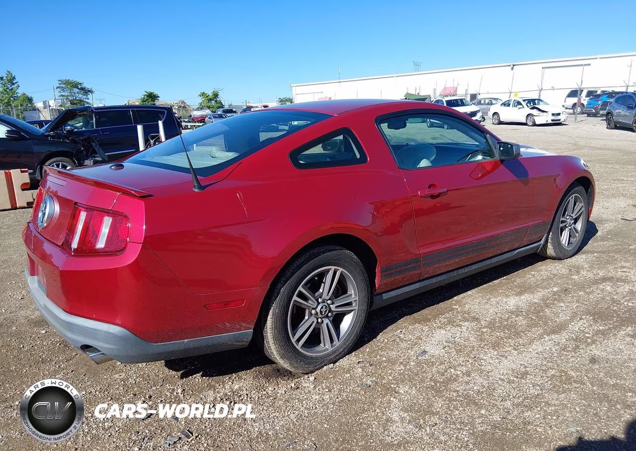 2010 Ford Mustang V6-V6 Premium VIN:1ZVBP8AN0A5147837 - 4