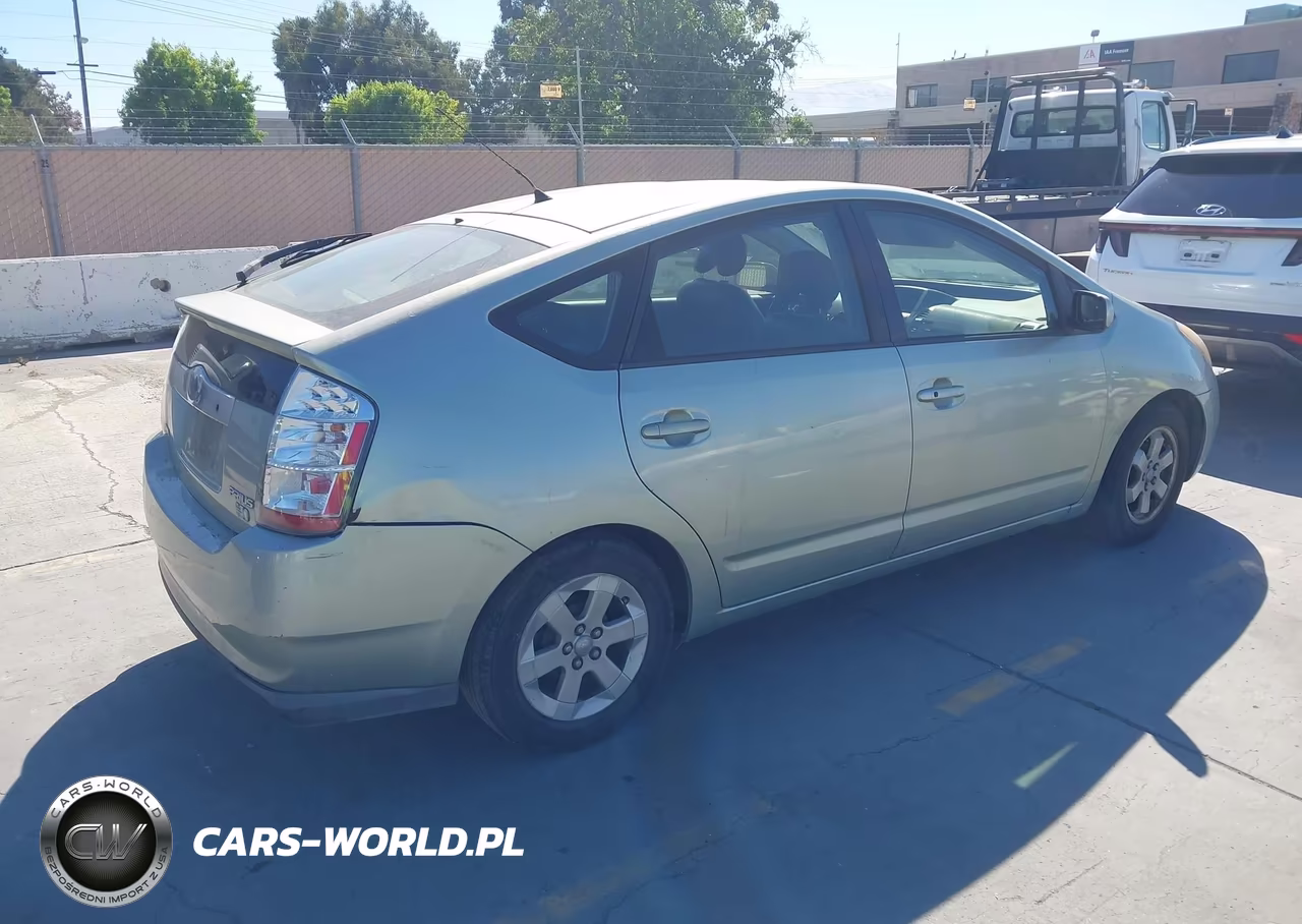2007 Toyota Prius VIN:JTDKB20U477624645 - 4