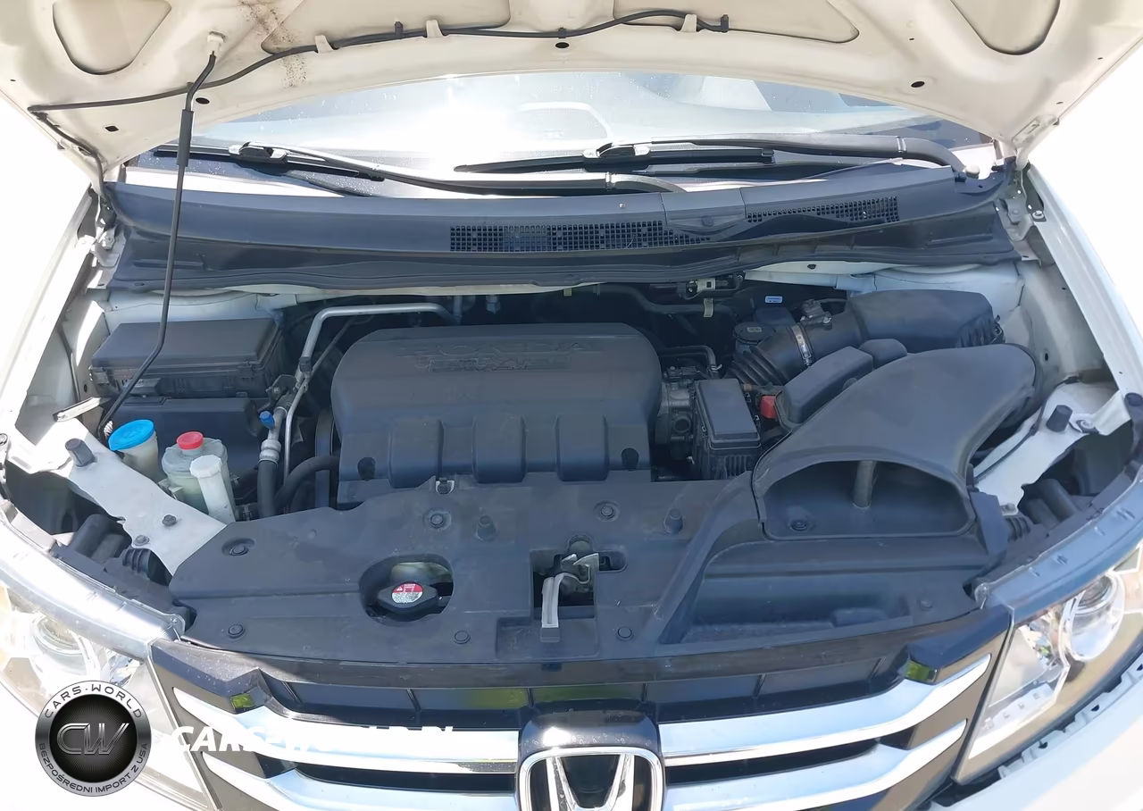 2015 Honda Odyssey Ex-L VIN:5FNRL5H69FB104758 - 10
