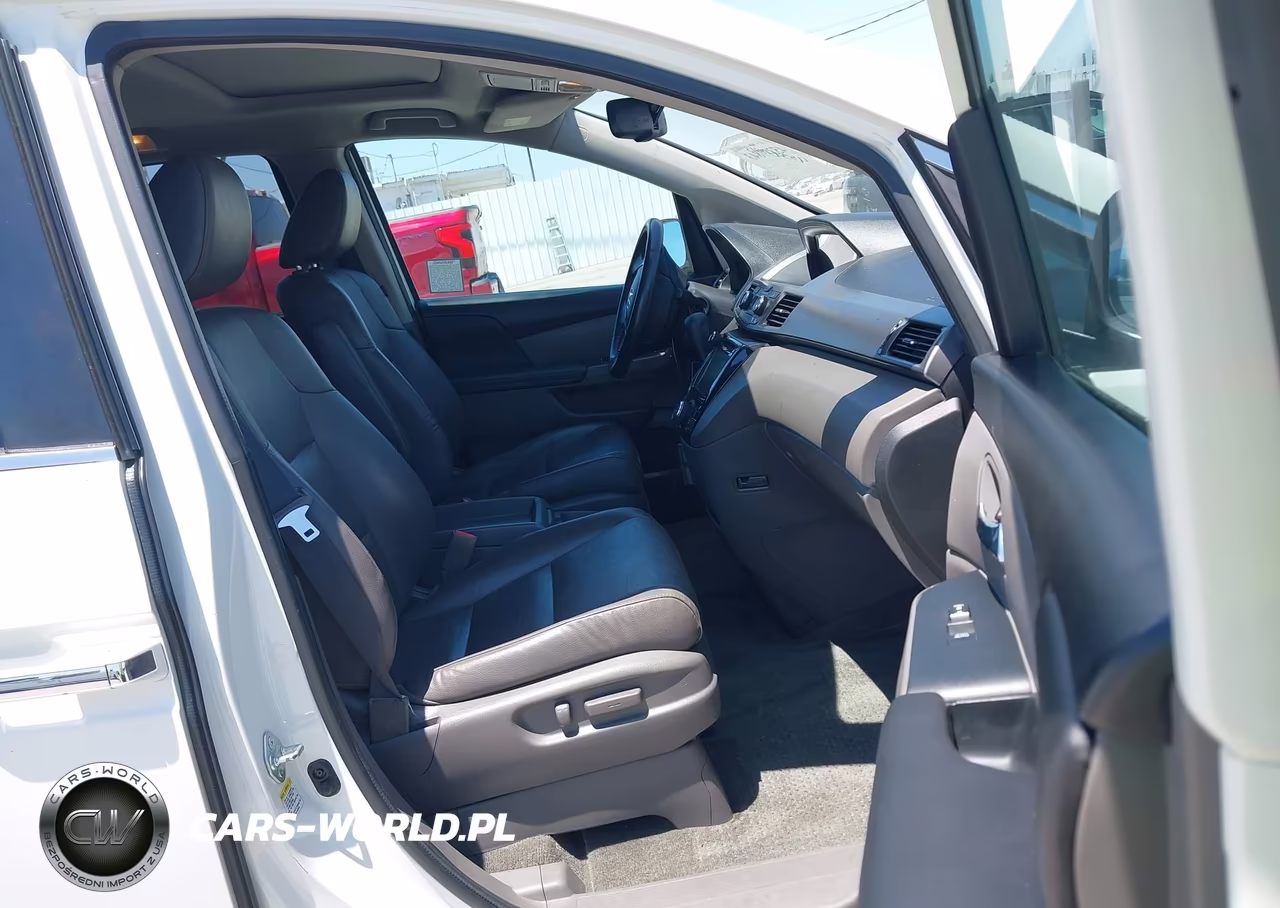 2015 Honda Odyssey Ex-L VIN:5FNRL5H69FB104758 - 5
