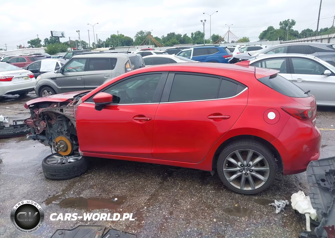 2018 Mazda Mazda3 Grand Touring VIN:3MZBN1M30JM208282 - 15