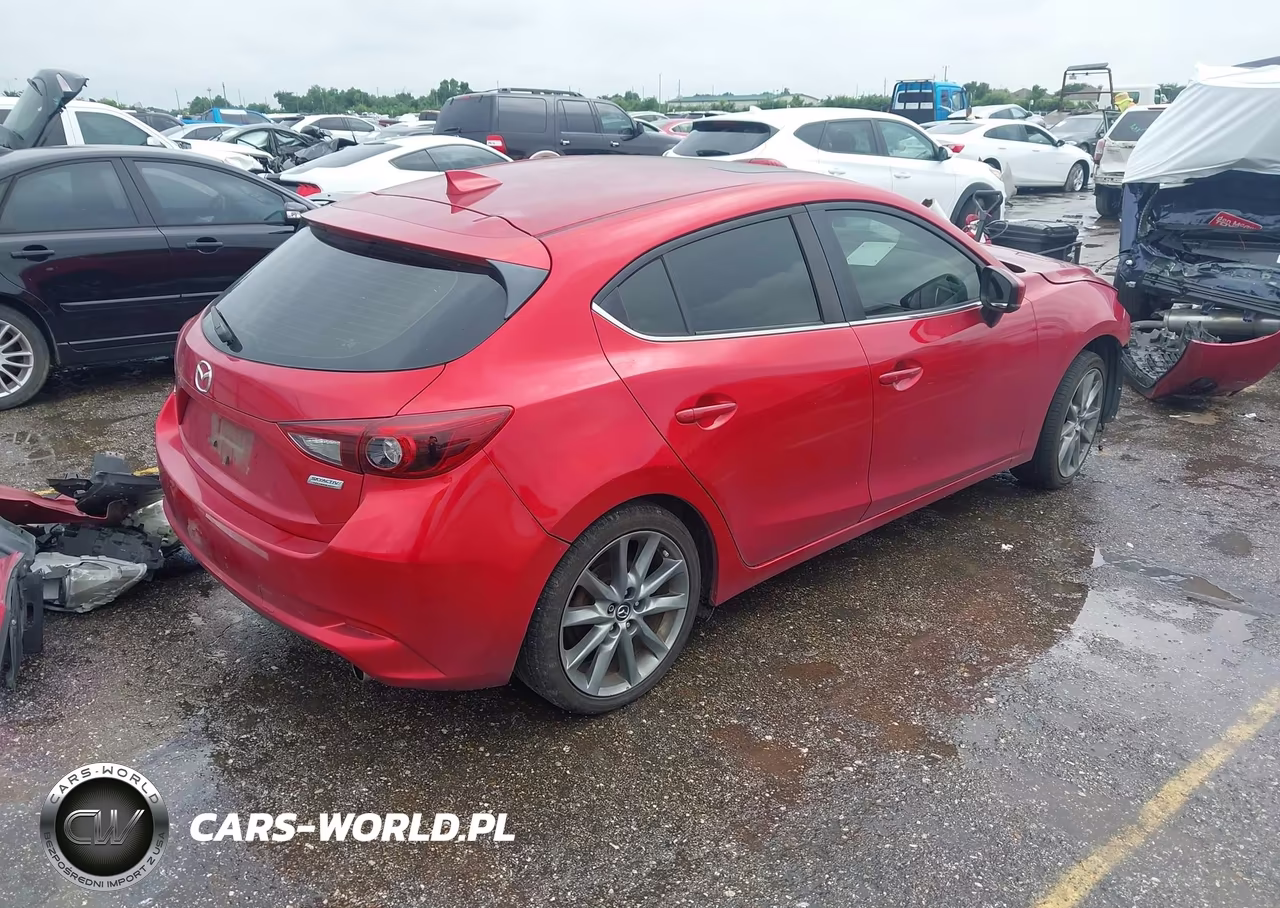 2018 Mazda Mazda3 Grand Touring VIN:3MZBN1M30JM208282 - 4