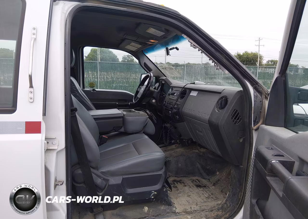 2015 Ford F-350 Xl