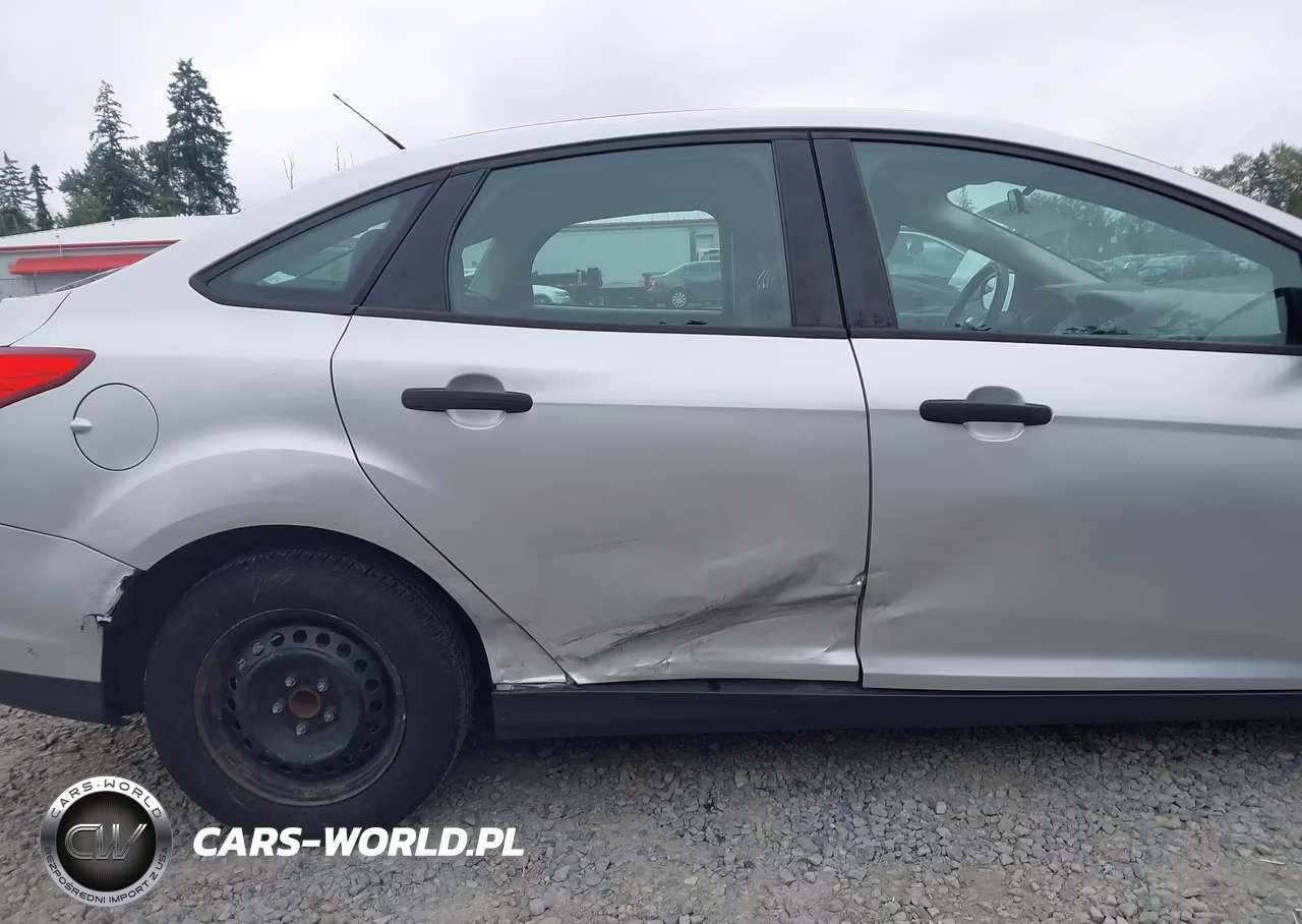 2012 Ford Focus S VIN:1FAHP3E23CL279575 - 6