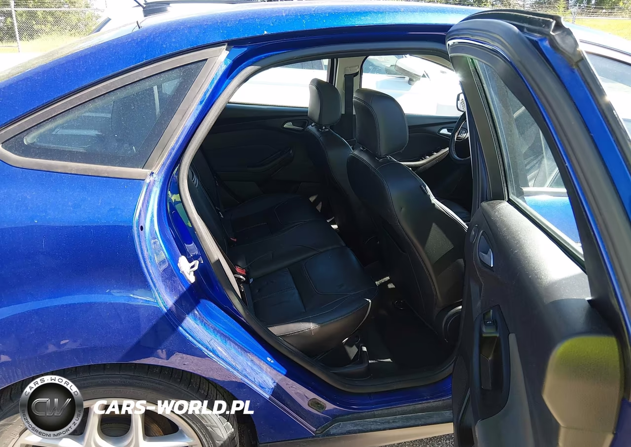 2015 Ford Focus Se VIN:1FADP3F25FL342189 - 8
