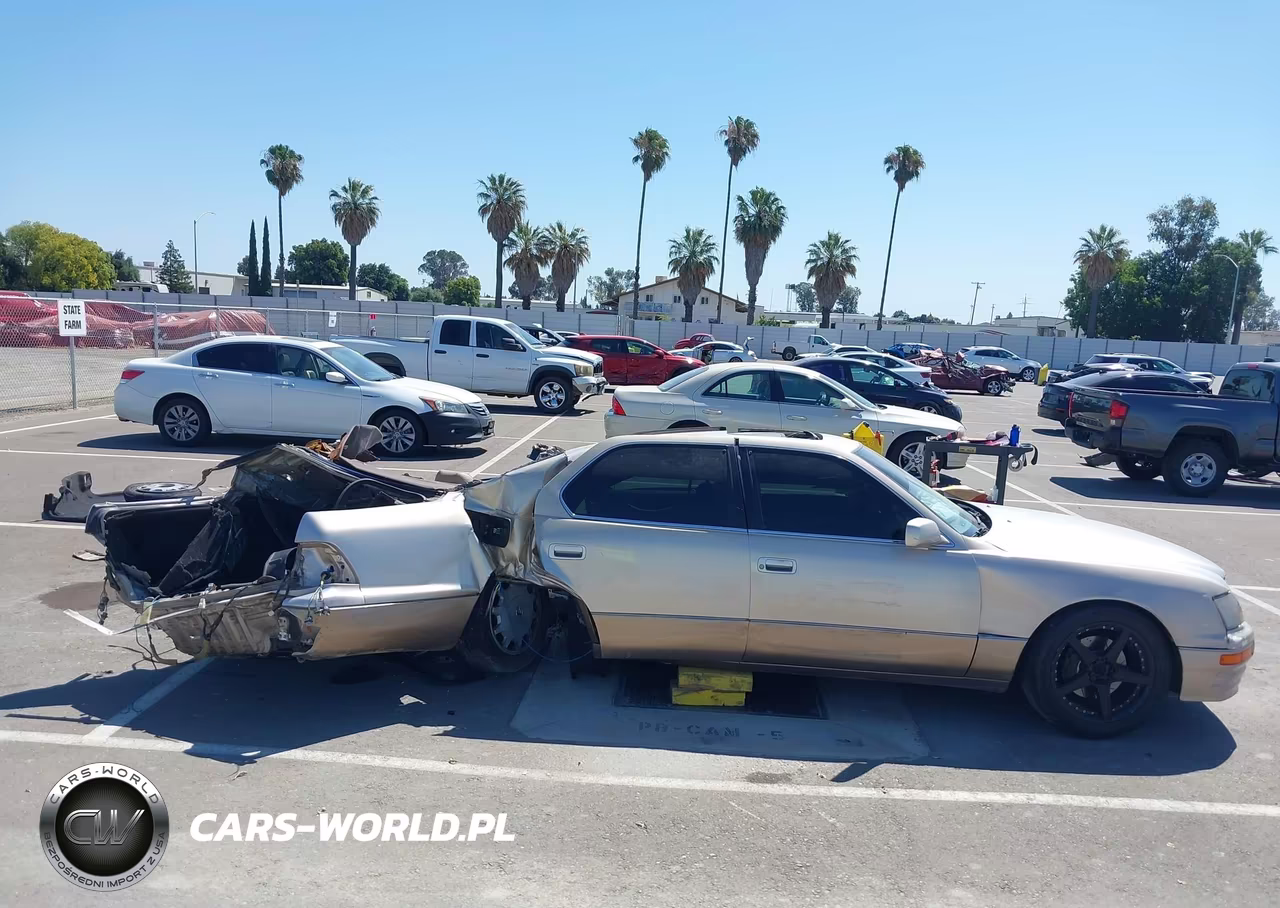 1995 Lexus Ls 400 VIN:JT8UF22E7S0008182 - 14