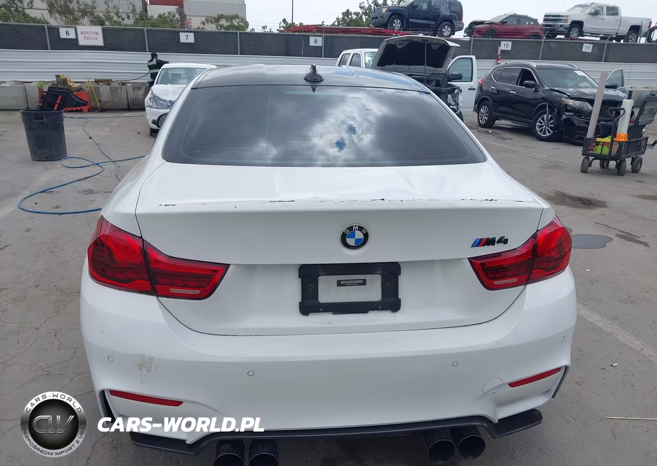 2015 BMW M4 VIN:WBS3R9C55FK330432 - 16