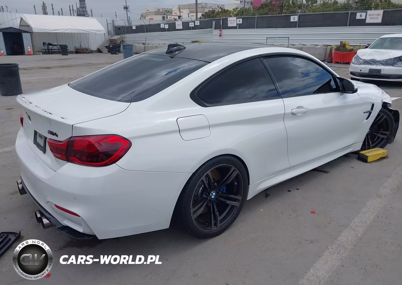 2015 BMW M4 VIN:WBS3R9C55FK330432 - 4