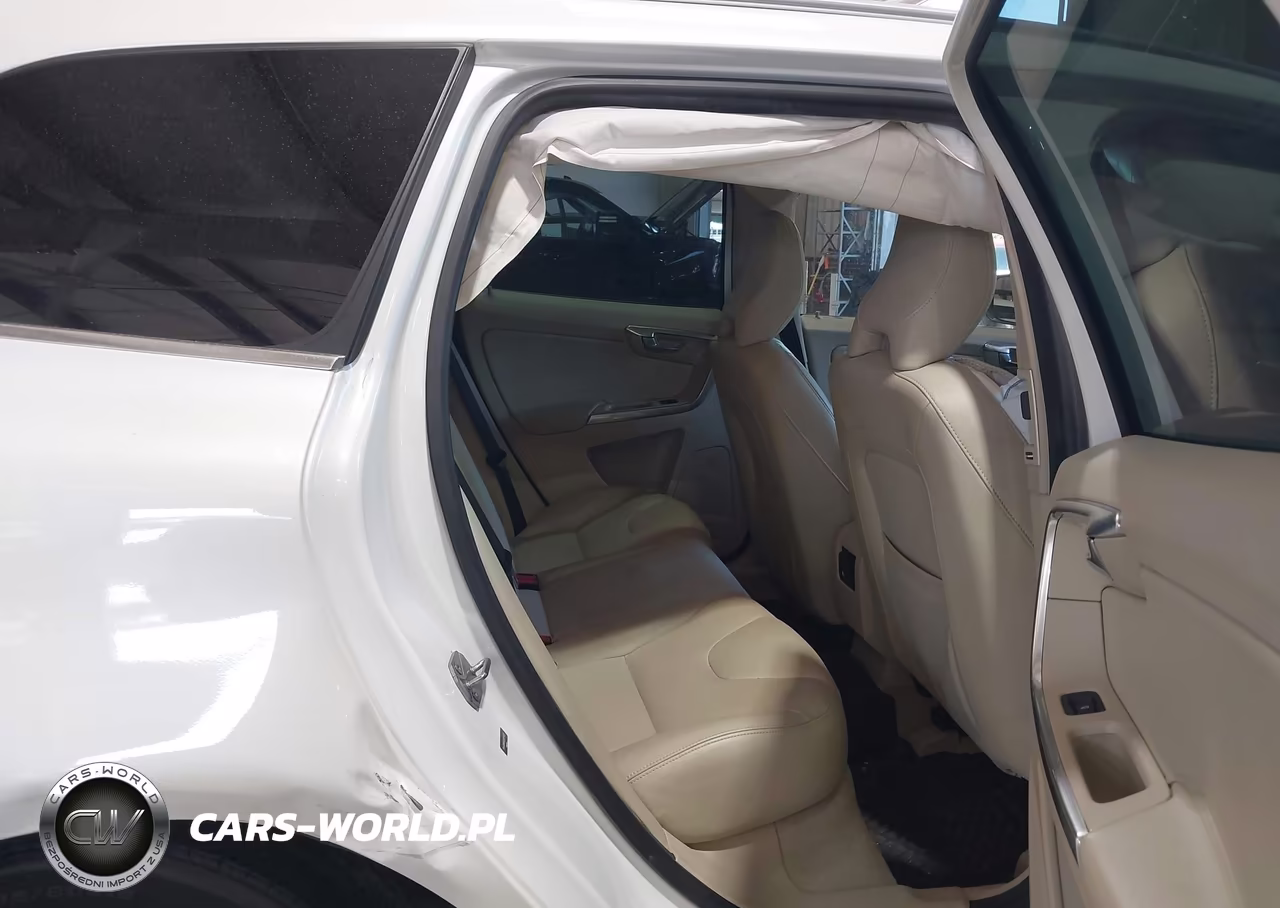 2016 Volvo Xc60 T5 Drive-E Premier VIN:YV440MDK0G2874493 - 8