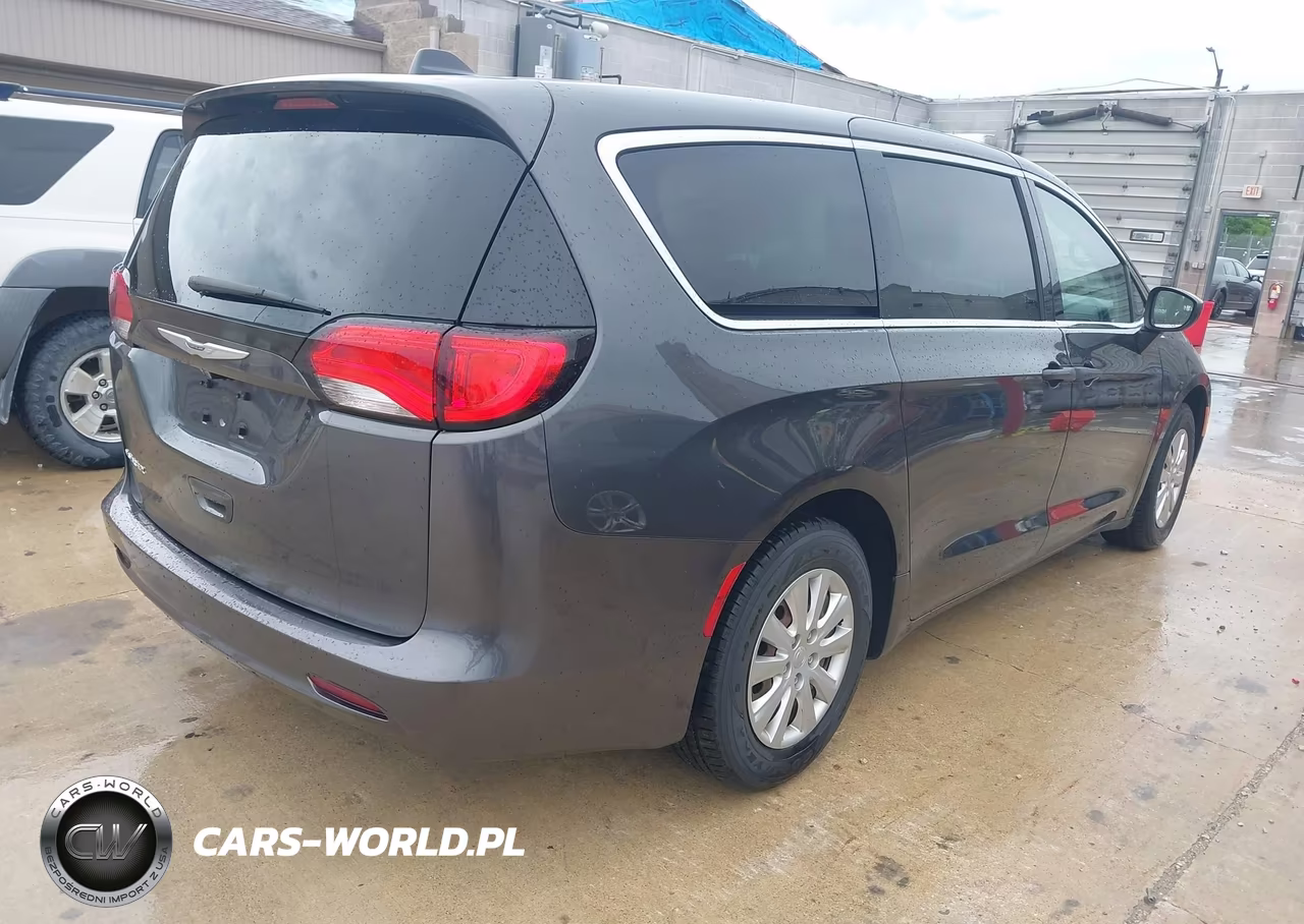2020 Chrysler Voyager L VIN:2C4RC1AG5LR249307 - 4