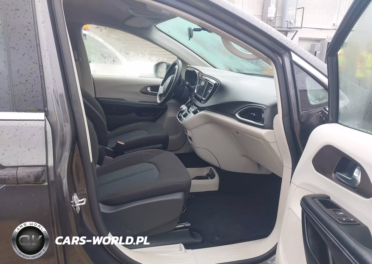 2020 Chrysler Voyager L VIN:2C4RC1AG5LR249307 - 5