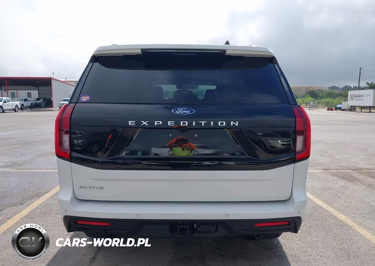 2026 Ford Expedition Active VIN:1FMJU1H88TEA06432 - 17