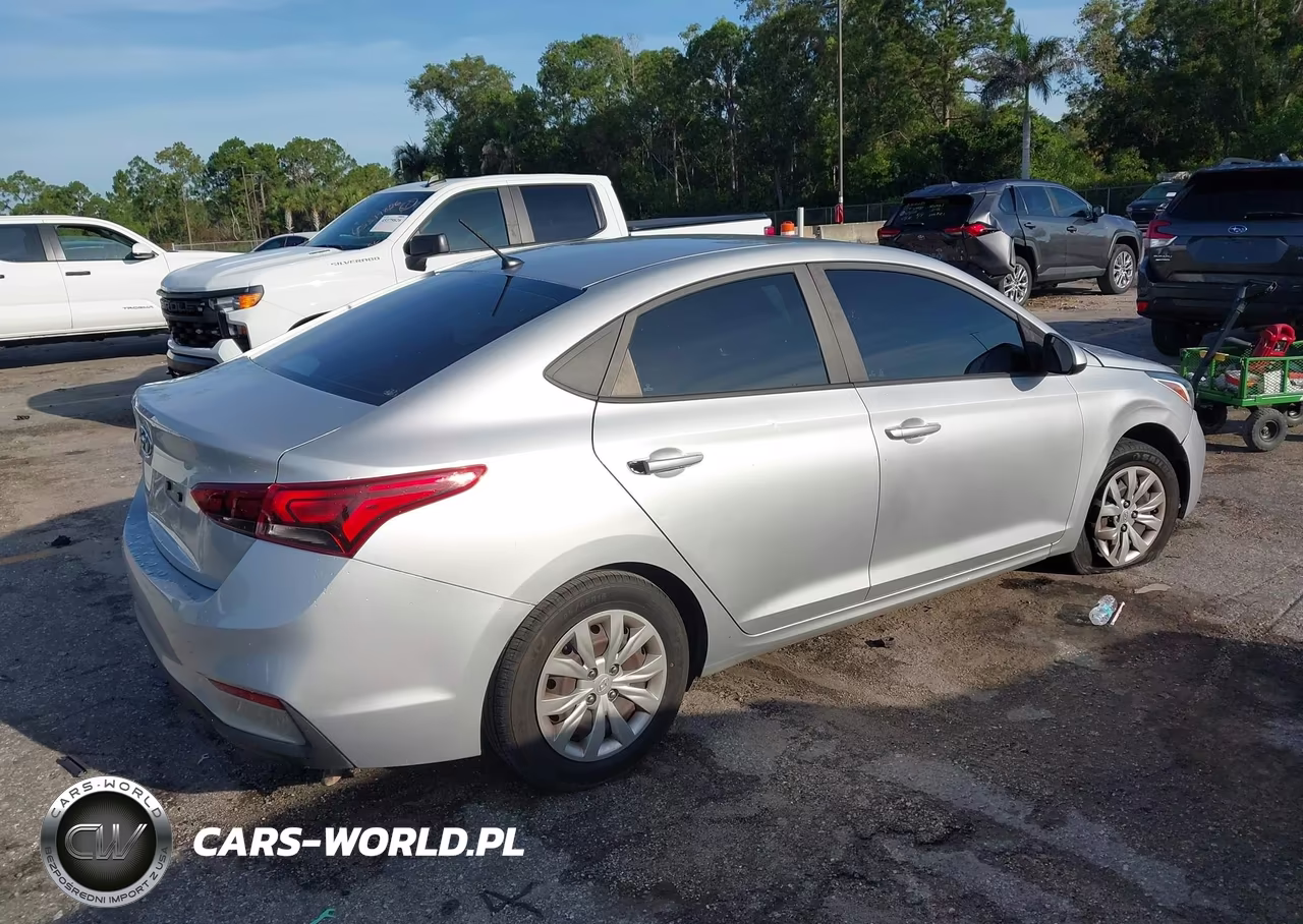 2019 Hyundai Accent Se VIN:3KPC24A30KE063830 - 4