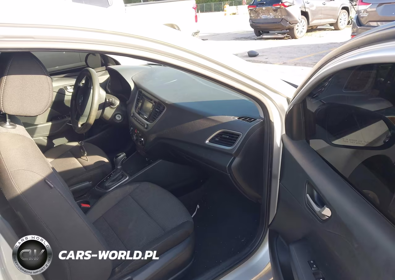 2019 Hyundai Accent Se VIN:3KPC24A30KE063830 - 5