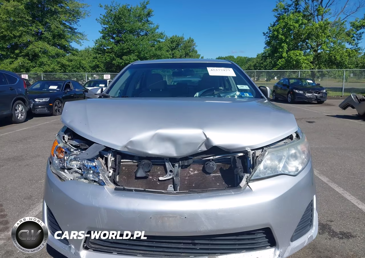 2014 Toyota Camry Le VIN:4T1BF1FK0EU448823 - 12