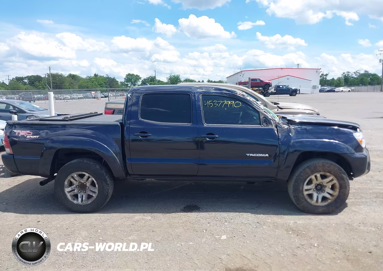 2012 Toyota Tacoma Base V6 VIN:3TMLU4ENXCM095102 - 13