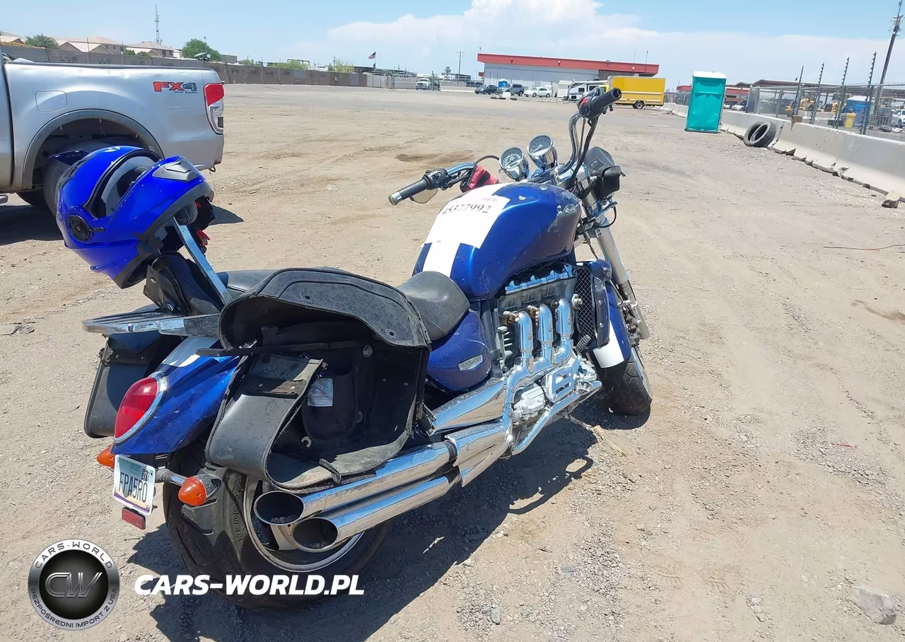 2005 Triumph Motorcycle Rocket Iii VIN:SMTC00L4X5J209616 - 4
