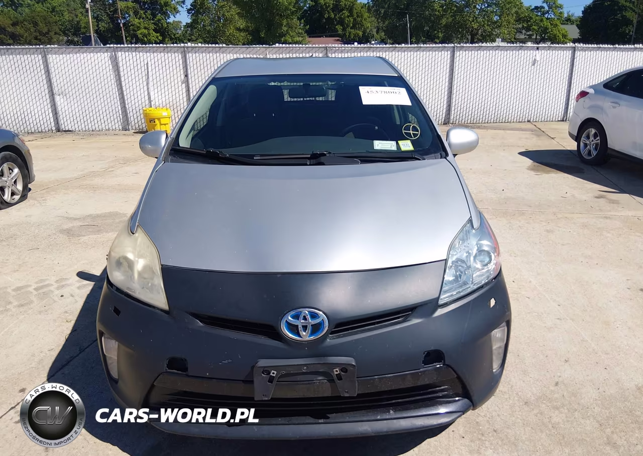 2013 Toyota Prius Two VIN:JTDKN3DU7D5555822 - 12