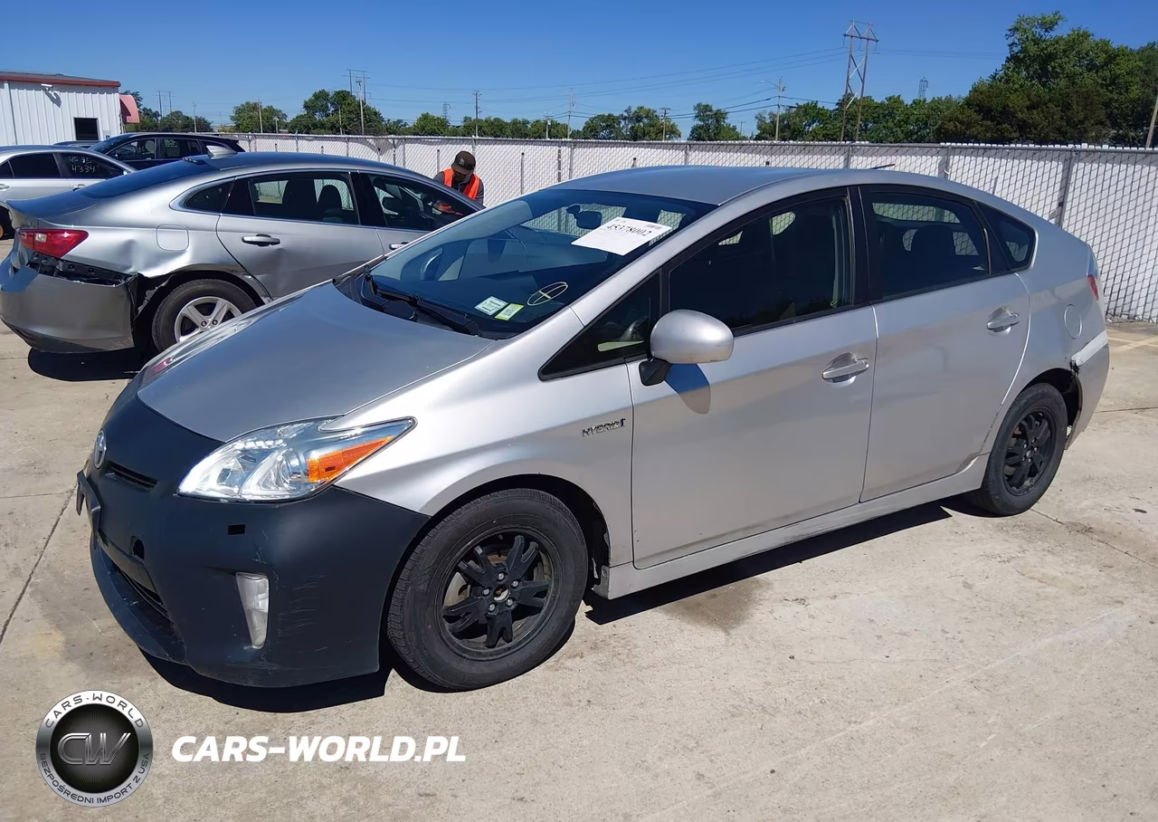 2013 Toyota Prius Two VIN:JTDKN3DU7D5555822 - 2