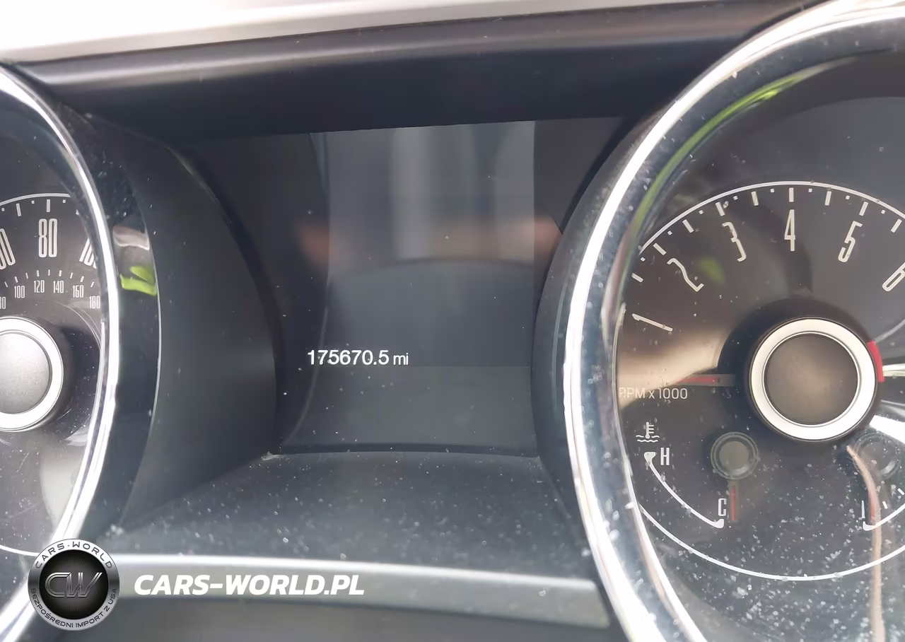 2014 Ford Mustang V6 Premium VIN:1ZVBP8AMXE5253337 - 7