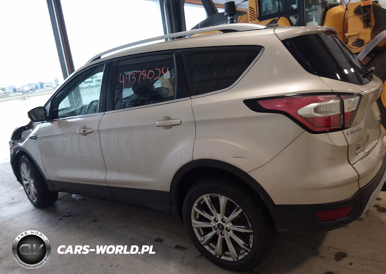 2018 Ford Escape Titanium VIN:1FMCU9J93JUD37321 - 14