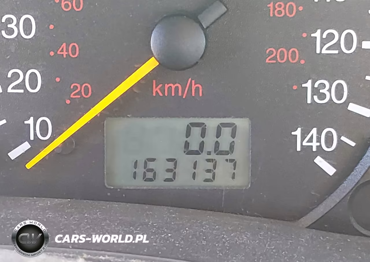 2000 Ford Focus Se VIN:1FAFP3431YW427245 - 15